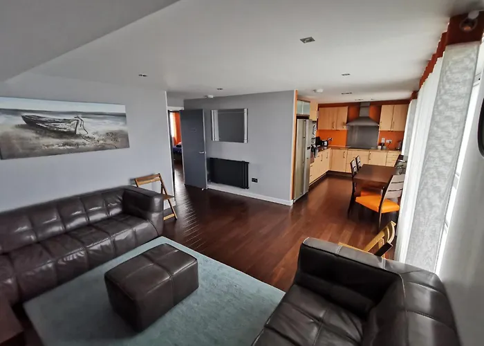 Very Large Three Bed Apartment