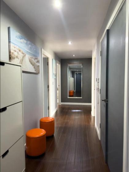 Apartment Very Large Three Bed EDI